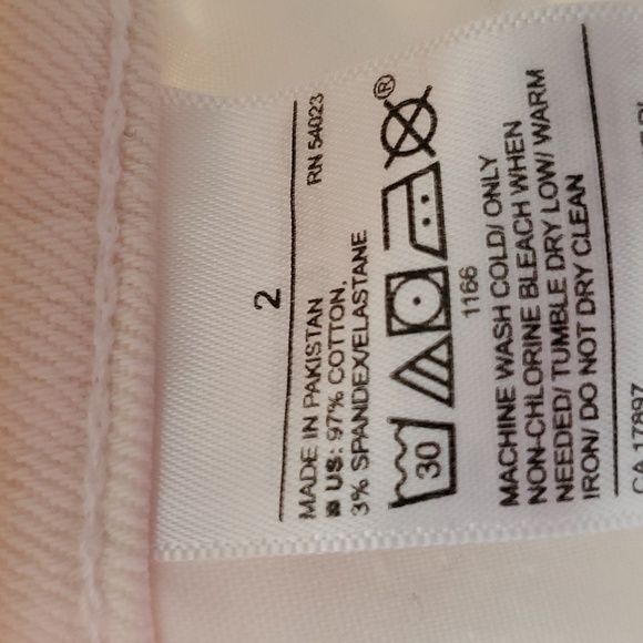 Old Navy - 2 - Picture 4 of 4